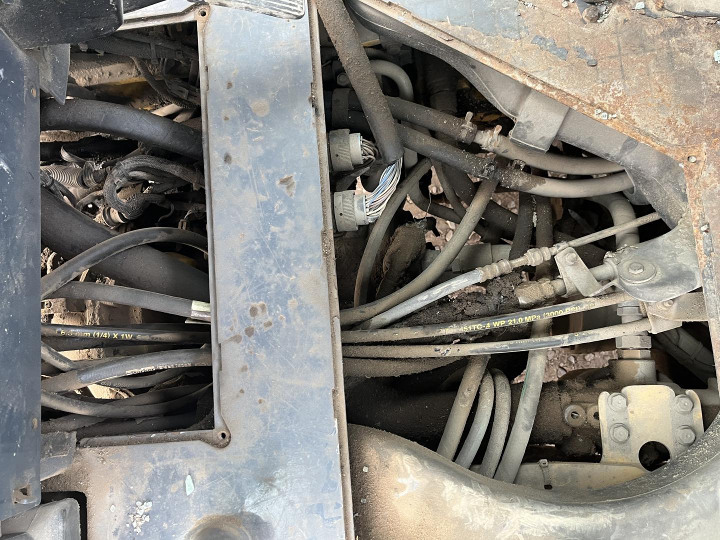 ./imagenes/INVOICE/2019/17339/RETROEXCAVADORA JOHN DEERE 410J (9).JPG